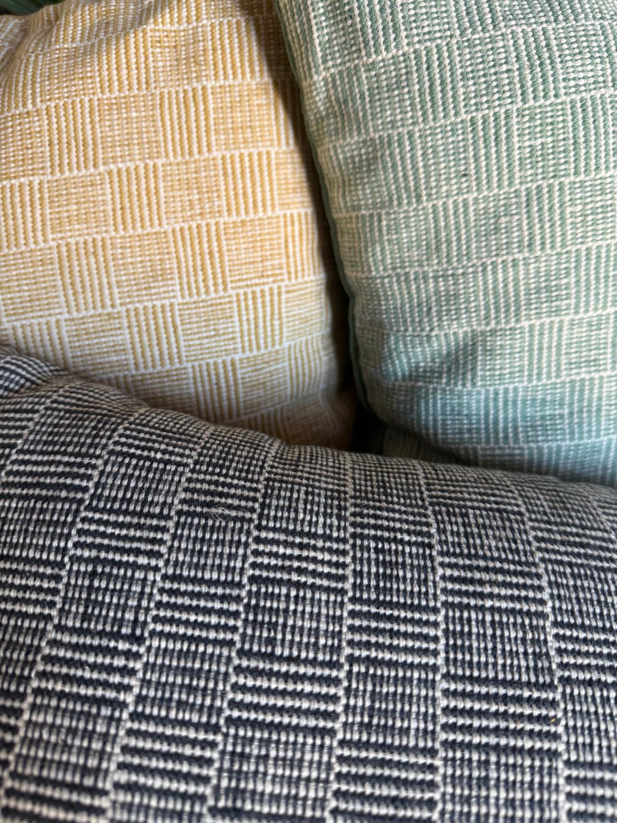 Gelber Kissenbezug „Dokmai“