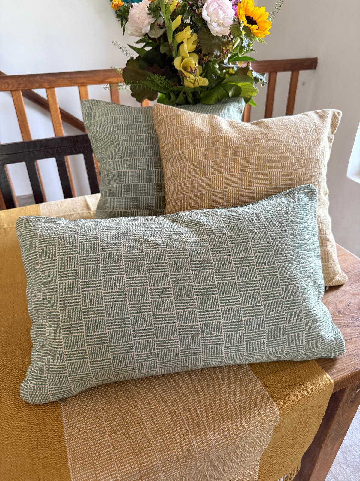 Gelber Kissenbezug „Dokmai“