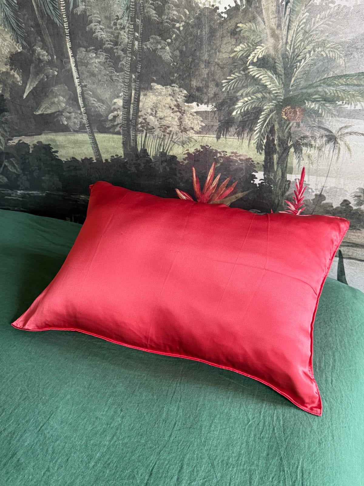 100% silk pillowcase
